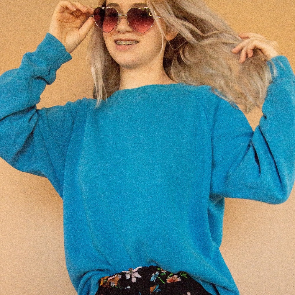 90s Vintage Bright Blue Raglan Sweatshirt